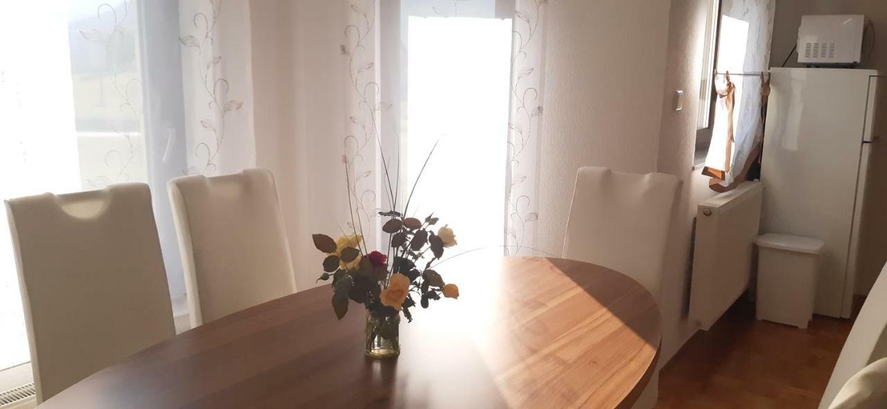 Apartment Golden Fields Smoljanac Exterior foto